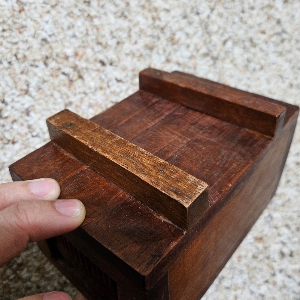 Handmade Wood Carved Box - Picture 4 of 9